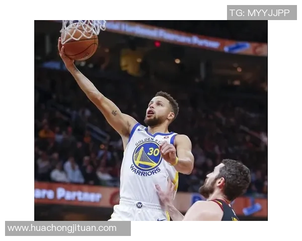 足球巨星跨界挑战篮球场精彩瞬间合集图片欣赏